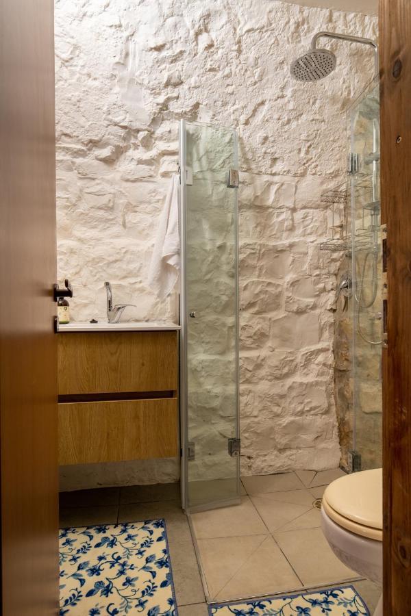 Villa הבית בסמטת תל אביב Rosch Pina Exterior foto
