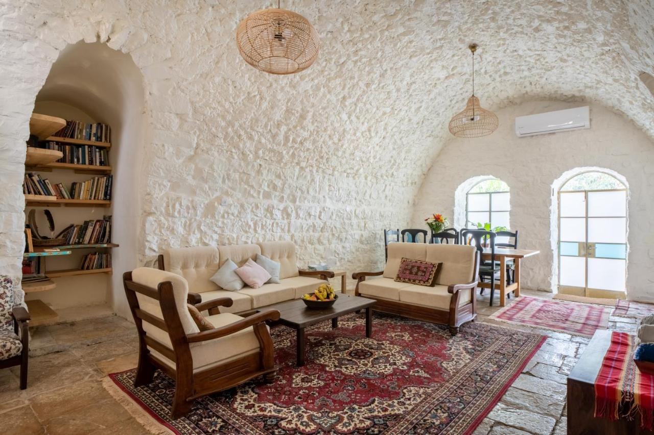 Villa הבית בסמטת תל אביב Rosch Pina Exterior foto